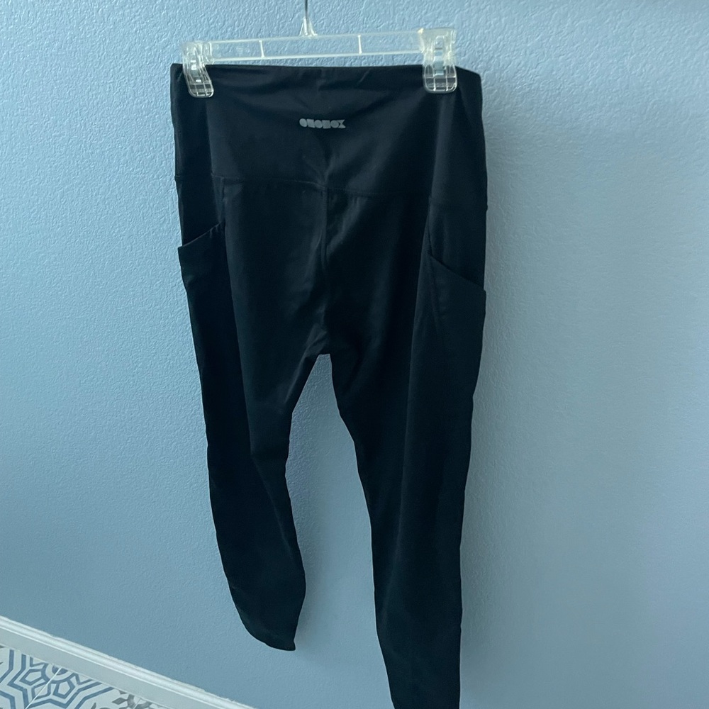 BLACK XL KIDS LEGGINGS